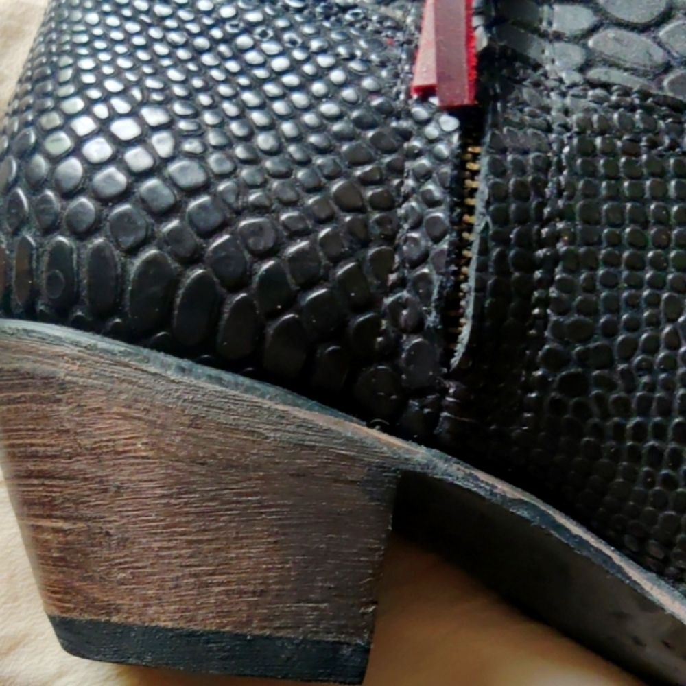 Freebird Miramar Black Textured Ankle Boots - Picture 7 of 16